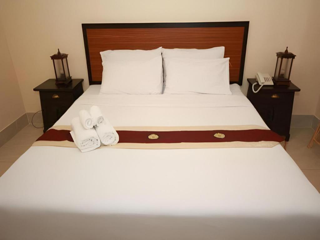 Rayong Lanna Hotel Exterior foto